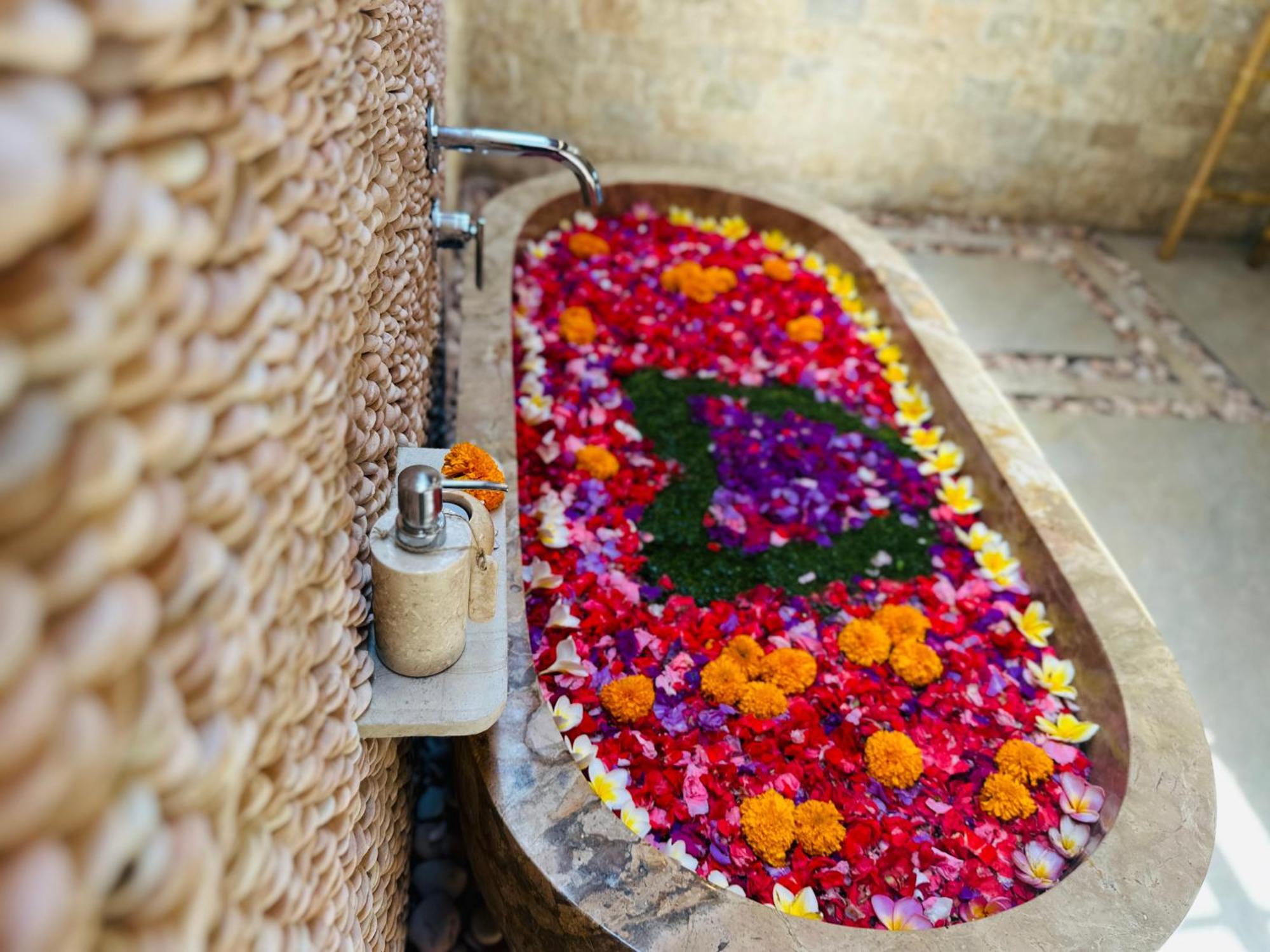 הוילה Candidasa Bali Secrets Retreat מראה חיצוני תמונה